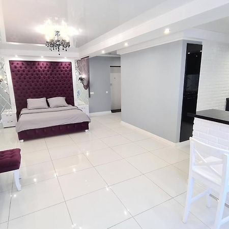 Apartaments On Prospekt Mira 35 Кривой Рог Екстериор снимка