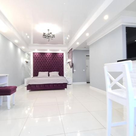 Apartaments On Prospekt Mira 35 Кривой Рог Екстериор снимка