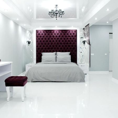 Apartaments On Prospekt Mira 35 Кривой Рог Екстериор снимка