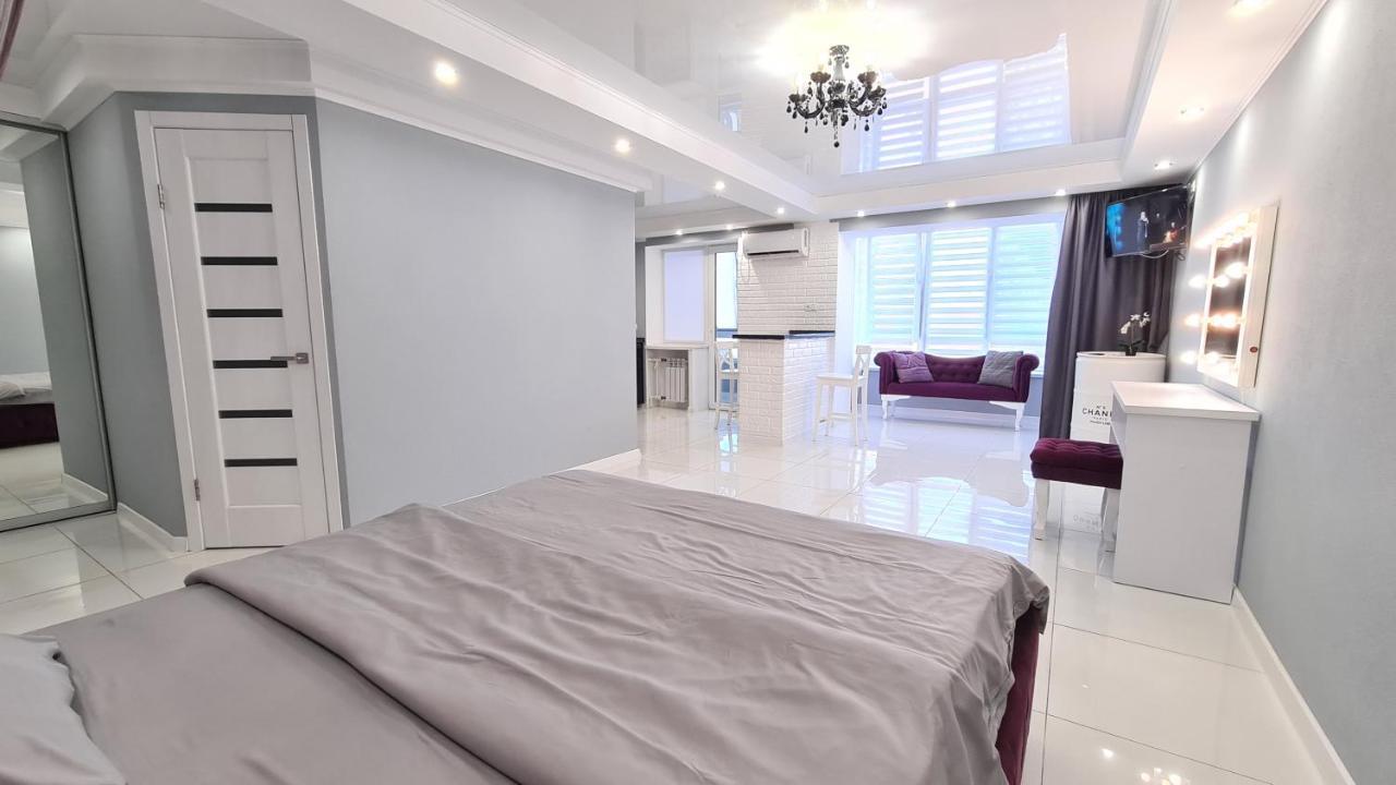 Apartaments On Prospekt Mira 35 Кривой Рог Екстериор снимка