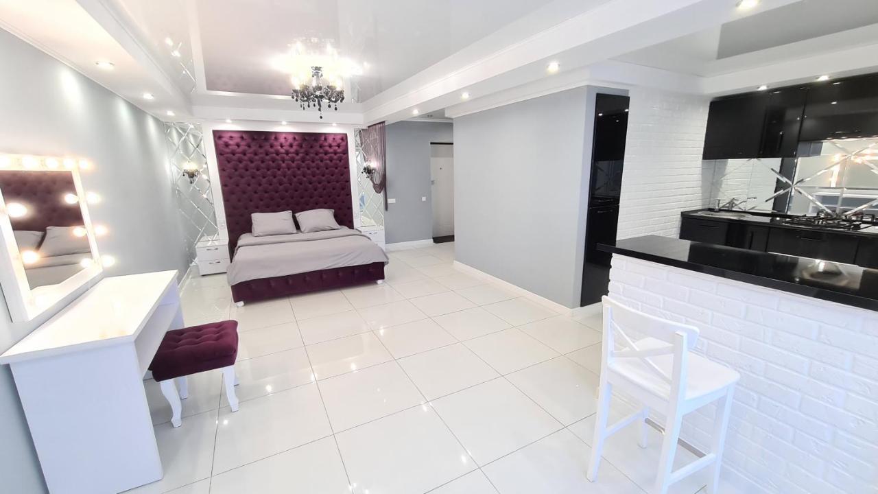 Apartaments On Prospekt Mira 35 Кривой Рог Екстериор снимка