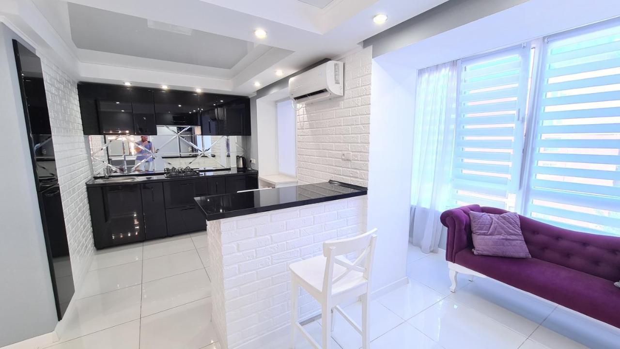 Apartaments On Prospekt Mira 35 Кривой Рог Екстериор снимка
