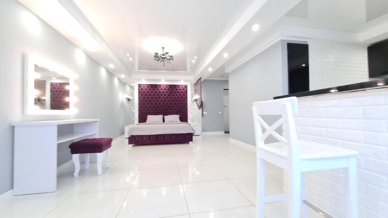 Apartaments On Prospekt Mira 35 Кривой Рог Екстериор снимка